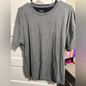 Men’s Quiksilver shirt